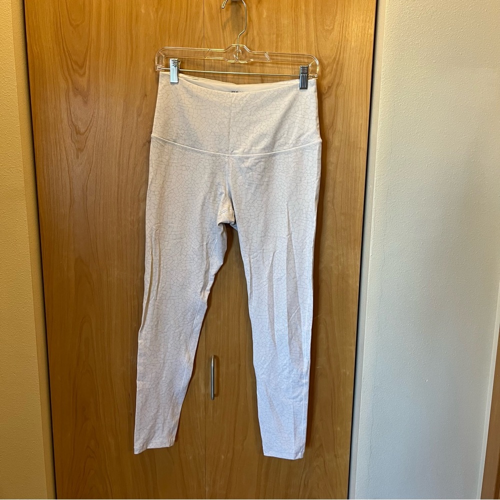 White High-Waisted Leggings